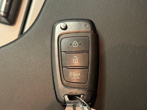 Used 2022 Hyundai Palisade SE AWD/4WD image 17