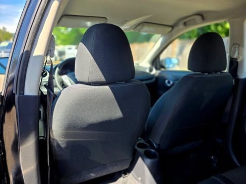 Used 2015 Nissan Versa SV FWD image 47