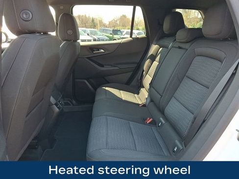 Used 2025 Chevrolet Equinox LT image 18