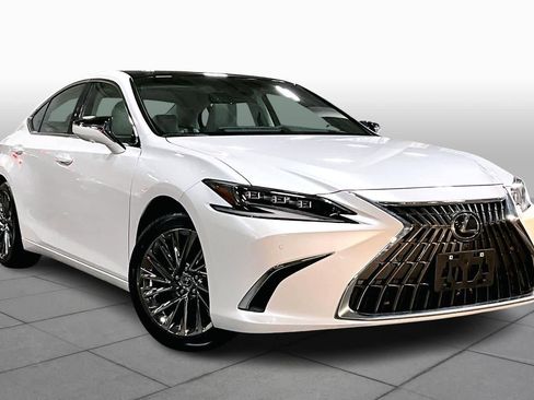 Used 2025 Lexus ES 350 Ultra Luxury image 2