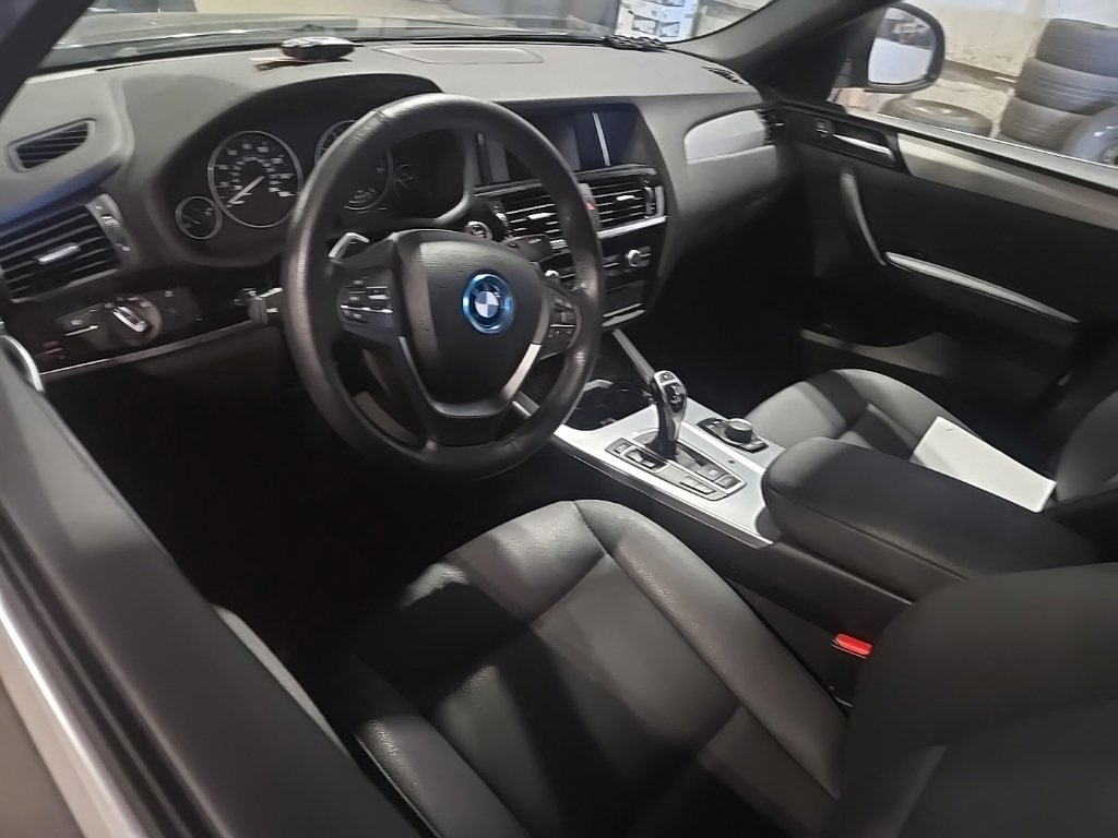 Used 2018 BMW X4 xDrive28i AWD/4WD image 6