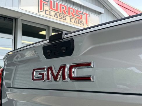 Used 2020 GMC Sierra 2500 Denali w/ Denali Ultimate Package image 9