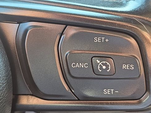 Used 2020 Jeep Wrangler Unlimited Sport AWD/4WD image 22
