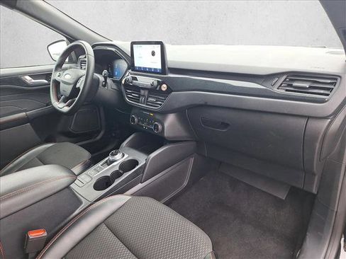 Used 2023 Ford Escape ST-Line image 19