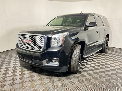 Used 2015 GMC Yukon Denali w/ Open Road Package AWD/4WD image 2