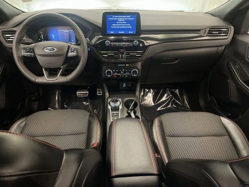 Used 2023 Ford Escape ST-Line image 13