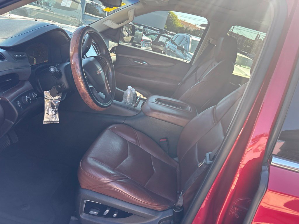 Used 2015 Cadillac Escalade Premium AWD/4WD image 17