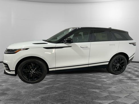 New 2026 Land Rover Range Rover Velar Dynamic SE image 2