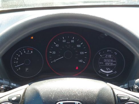 Used 2016 Honda HR-V EX image 15