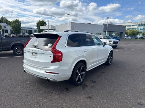 Used 2018 Volvo XC90 T5 Momentum w/ Convenience Package AWD/4WD image 5
