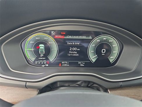 Used 2025 Audi Q5 e Premium image 27
