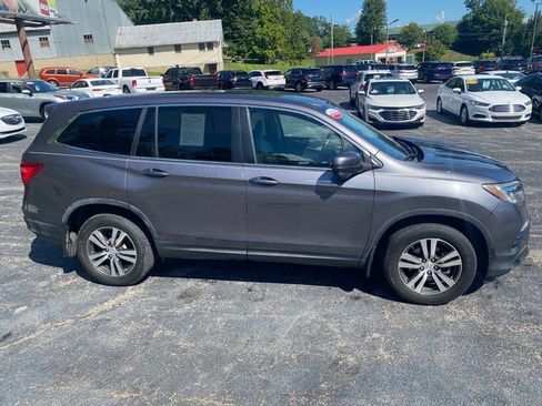 Used 2016 Honda Pilot EX image 6
