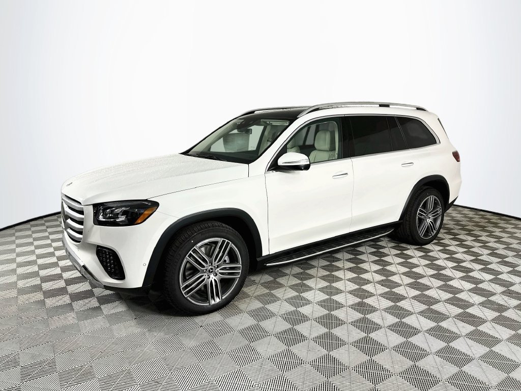 New 2026 Mercedes-Benz GLS 450 4MATIC image 3