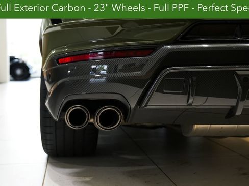 Used 2023 Lamborghini Urus Performante AWD/4WD image 16