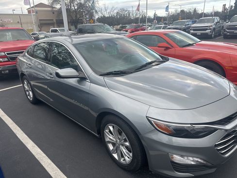 Certified 2024 Chevrolet Malibu LT image 2