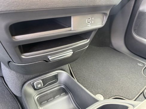 New 2026 Chrysler Pacifica Select image 21