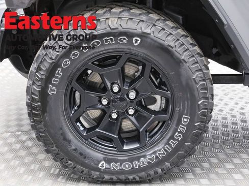 Used 2023 Jeep Wrangler Unlimited w/ Cold Weather Group image 30