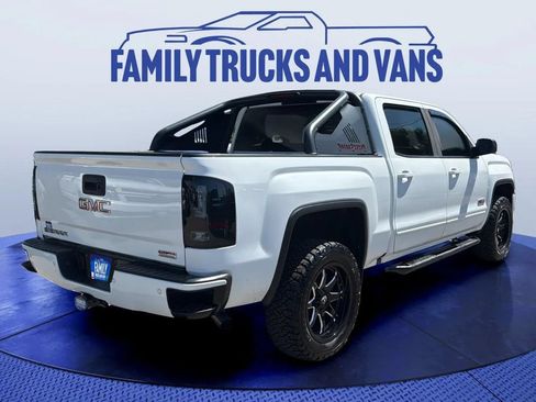 Used 2018 GMC Sierra 1500 SLT w/ All Terrain X Package AWD/4WD image 5