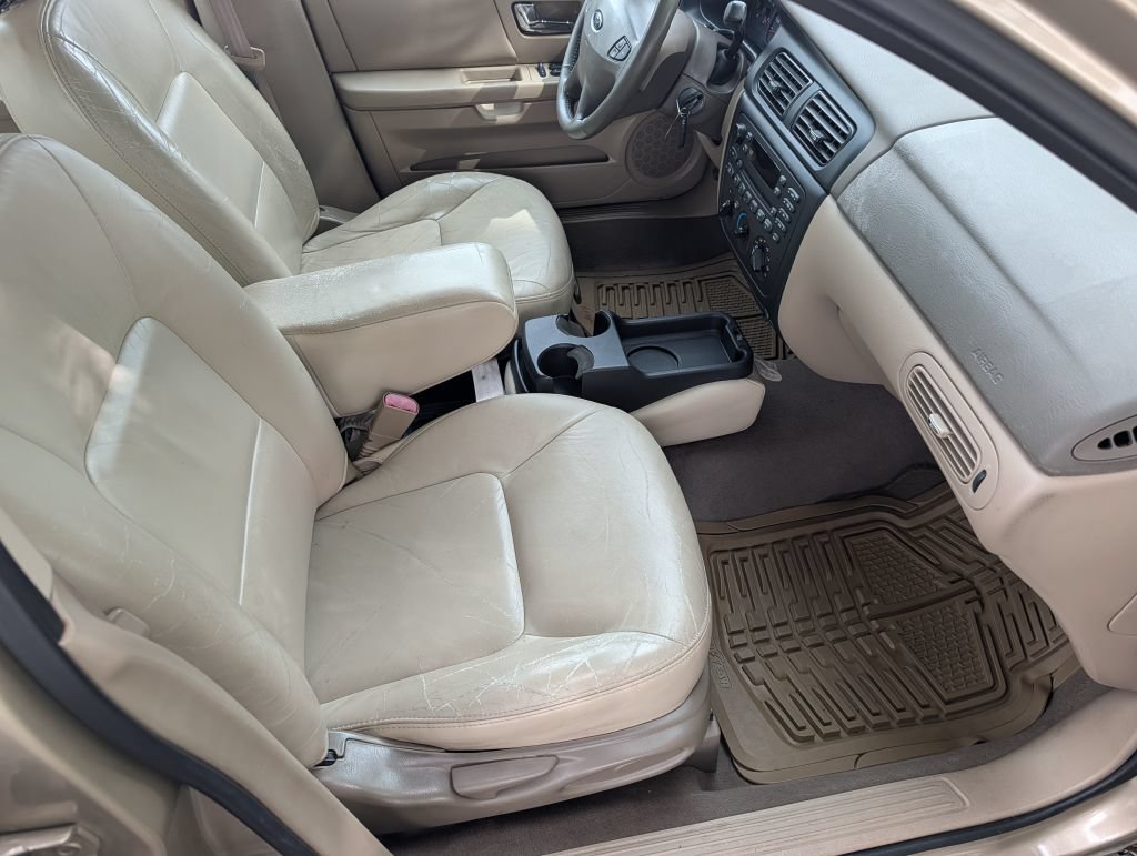 Used 2001 Ford Taurus SES FWD image 14
