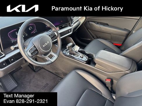 Used 2024 Kia Sportage EX image 28