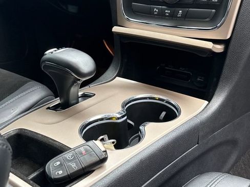 Used 2015 Jeep Grand Cherokee Altitude image 29