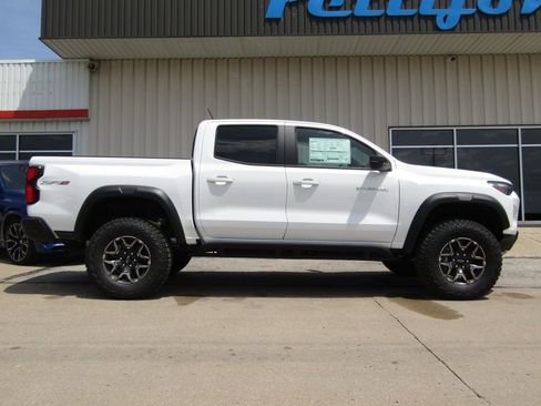 New 2026 Chevrolet Colorado ZR2 w/ Technology Package AWD/4WD image 2