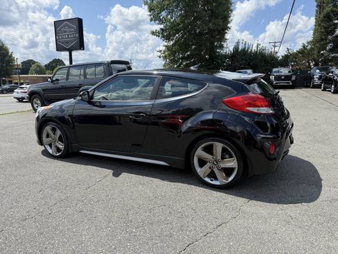 Used 2013 Hyundai Veloster Turbo FWD image 7