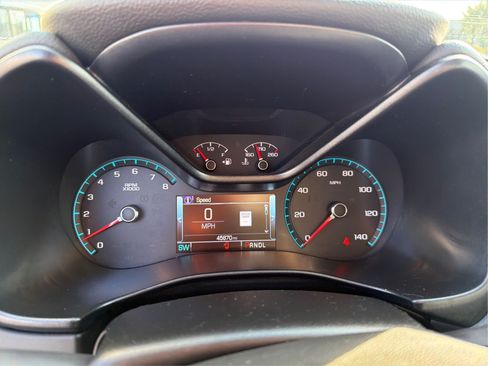 Used 2018 Chevrolet Colorado Z71 AWD/4WD image 17