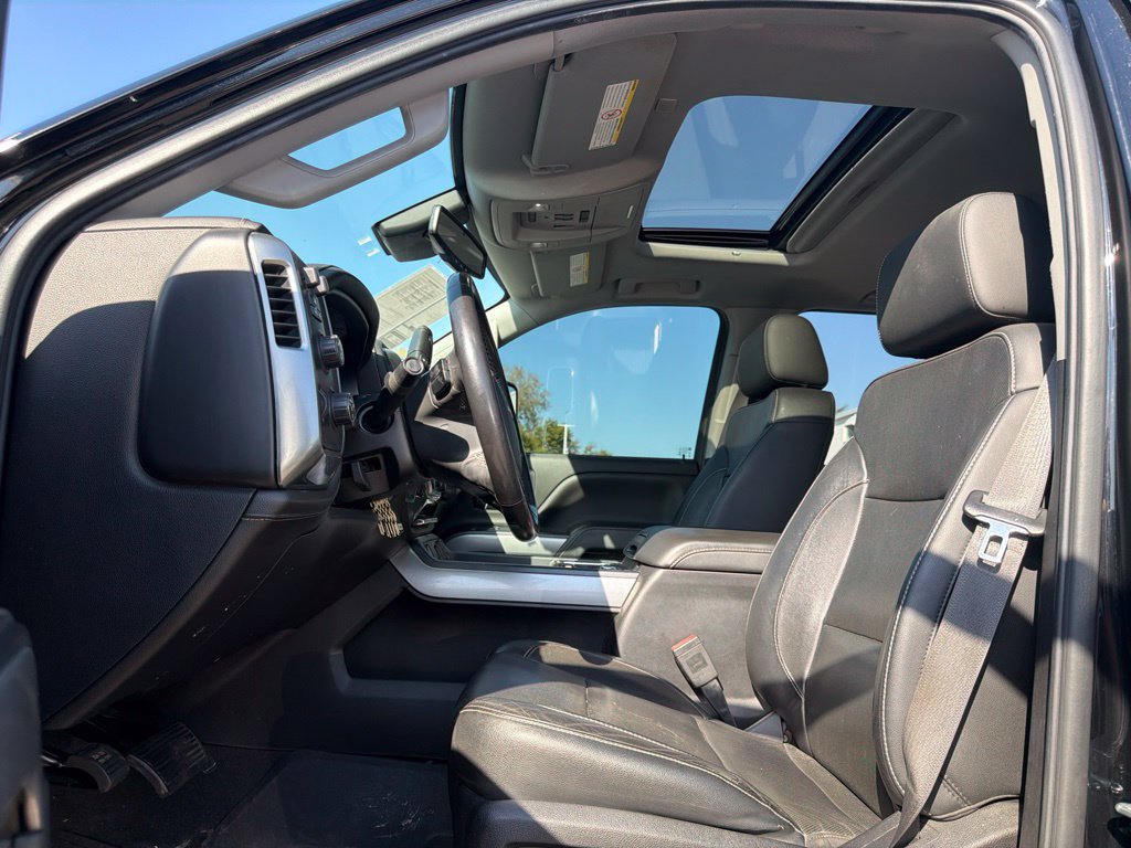 Used 2019 Chevrolet Silverado 2500 LTZ w/ Duramax Plus Package AWD/4WD image 17