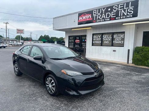Used 2019 Toyota Corolla LE FWD image 3