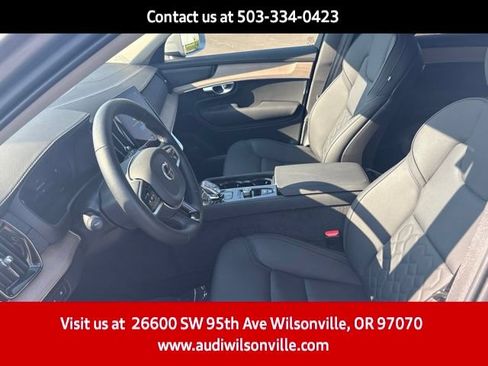Used 2025 Volvo XC90 T8 Plus w/ Protection Package Premier AWD/4WD image 5