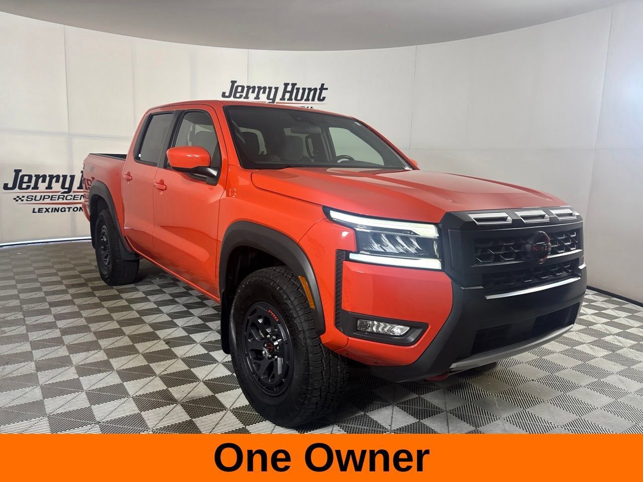 Used 2025 Nissan Frontier PRO-4X w/ Interior Protection Package AWD/4WD image 4