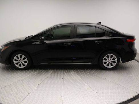 Used 2024 Toyota Corolla LE FWD image 12