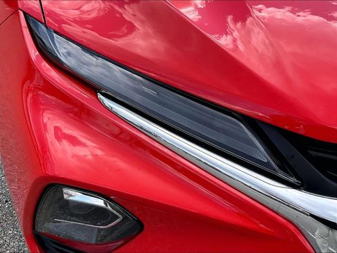 Used 2025 Chevrolet Blazer LT image 32