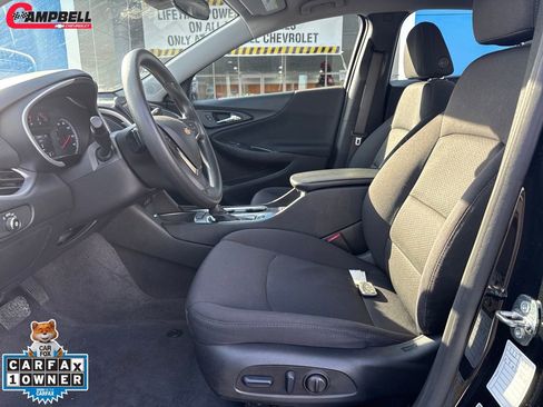 Used 2024 Chevrolet Malibu LT image 11