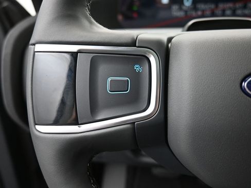 New 2025 Ford Expedition Active image 6