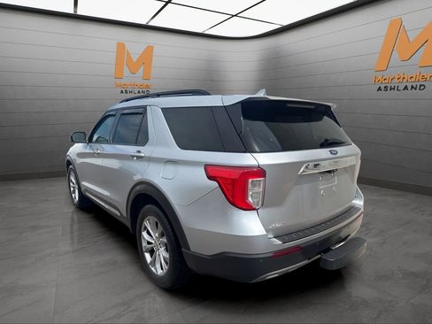 Used 2020 Ford Explorer XLT w/ Equipment Group 202A AWD/4WD image 3