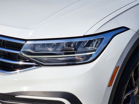 Used 2024 Volkswagen Tiguan Wolfsburg Edition image 9