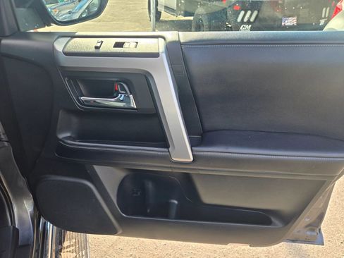 Used 2019 Toyota 4Runner Limited image 15