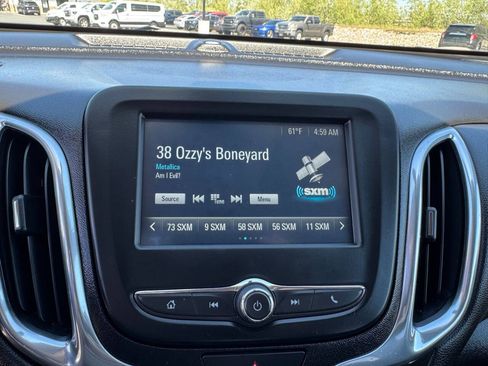 Used 2018 Chevrolet Equinox LT AWD/4WD image 13