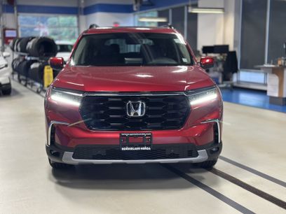 New 2025 Honda Pilot Touring