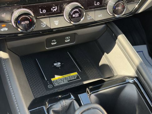 Certified 2023 Honda Accord Touring image 22