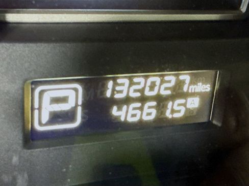 Used 2013 Nissan Altima 2.5 SL w/ Technology Pkg FWD image 4
