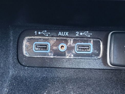 Used 2018 Jeep Grand Cherokee Altitude image 13