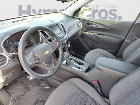 Used 2023 Chevrolet Equinox LT image 10