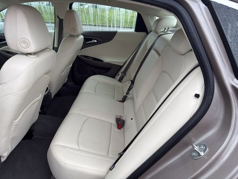 Used 2024 Chevrolet Malibu LT FWD image 10