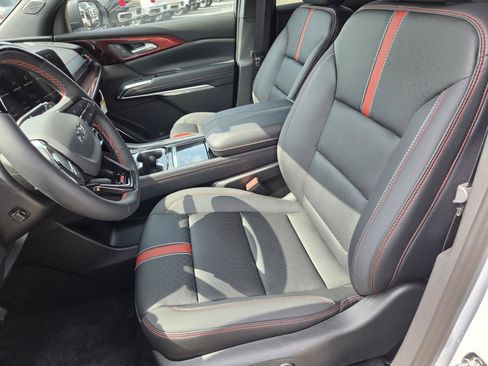New 2026 Chevrolet Traverse RS FWD image 15