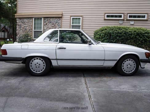 Used 1988 Mercedes-Benz 560 SL image 9