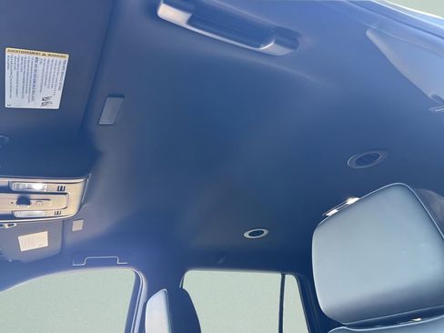 Used 2025 Chevrolet Tahoe Z71 image 24