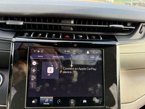 Used 2024 Jeep Grand Cherokee L Laredo image 14